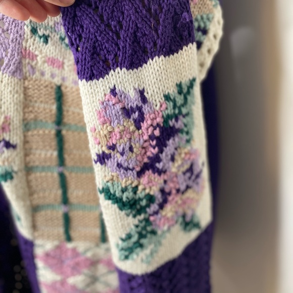 Vintage Cottagecore Floral Knit Purple Sweater - Picture 4 of 7
